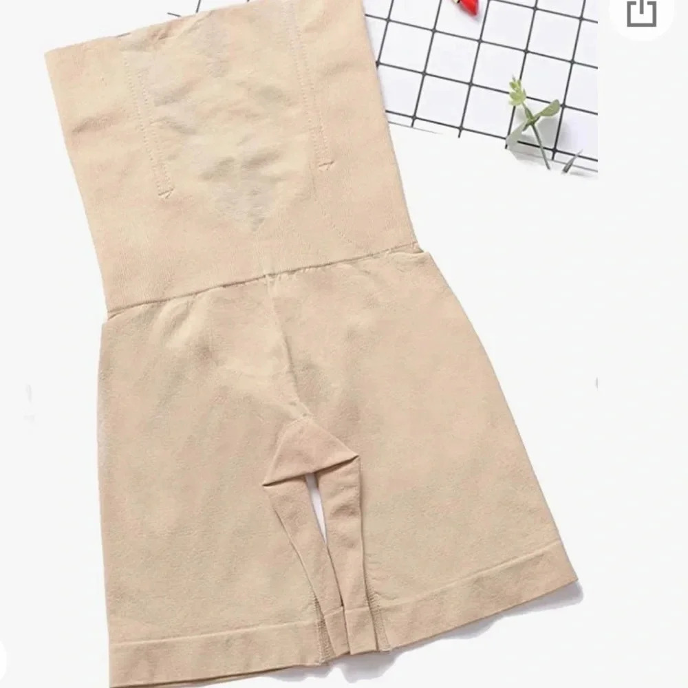 NWOT! Women’s high waist body suit shapewear Medium - Picture 4 of 7